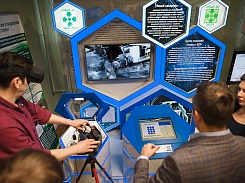 Виртуальный тренажер проходческого комбайна, управление виртуальной техникой